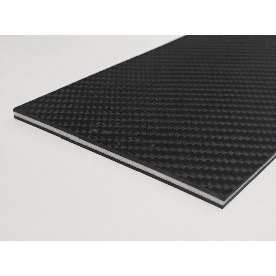 ΠΛΑΚΑ CARBON ΜΕ PVC 2000MM × 1000MM × 6MM